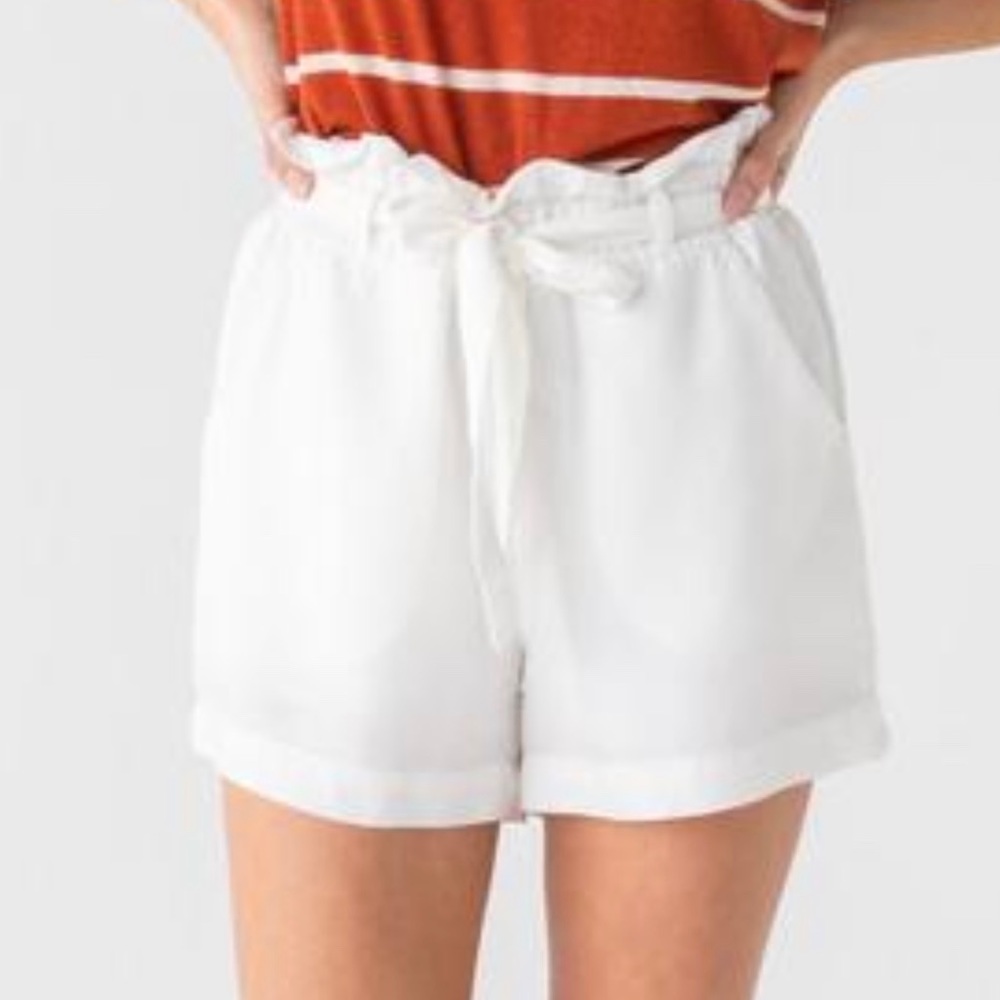 White tie front paper bag shorts